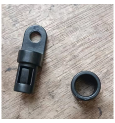 Clip for elastic paddle holder